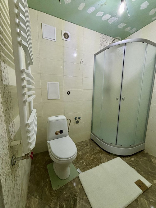 Продам Компактну 2к Квартиру Каменец-Подольский - изображение 1