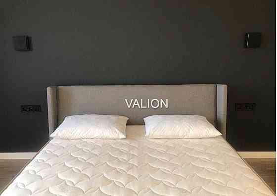 Продам видову 1к квартиру (євродвушка)  ЖК Славутич, вул. Зарічна. Киев