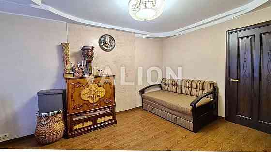 Продаж 3к на вул. Романа Мстиславича 8, , Дніпровський р-н, м Дарниця Киев