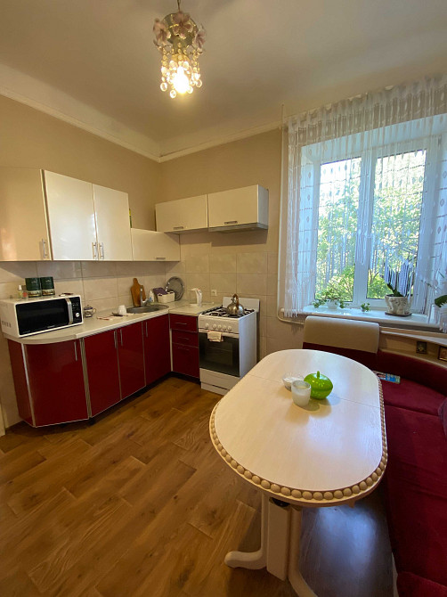 Продам 3 к.кв в Чугуеве (тихий центр города) Чугуев - изображение 2