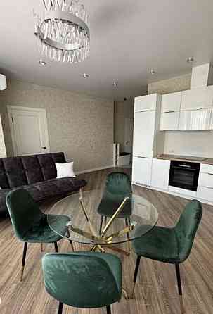 Оренда просторої 2 кімнатної квартири, ЖК Семицвіт, ближній центр Львов