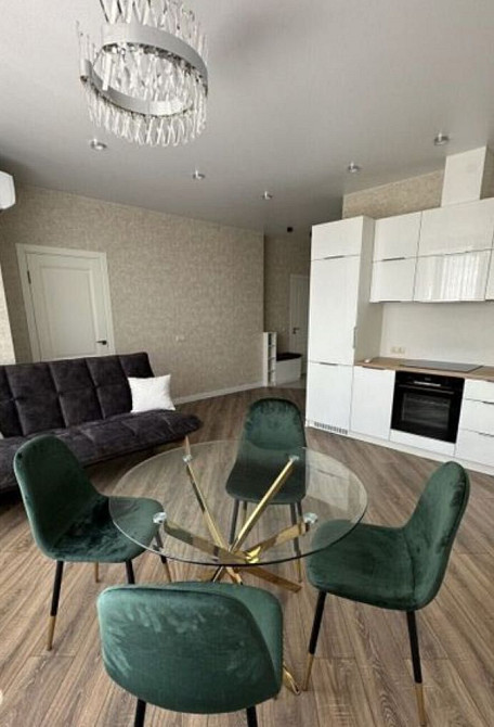 Оренда просторої 2 кімнатної квартири, ЖК Семицвіт, ближній центр Львов - изображение 2