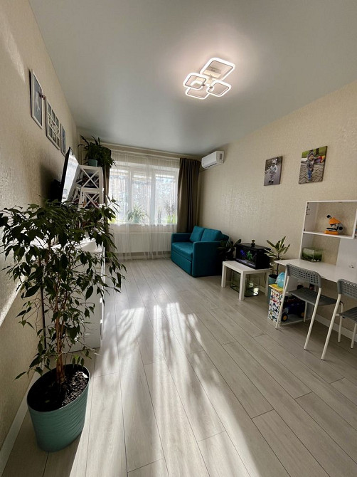 Продам простору однокімнатну квартиру з якісним ремонтом Ірпінь - зображення 1