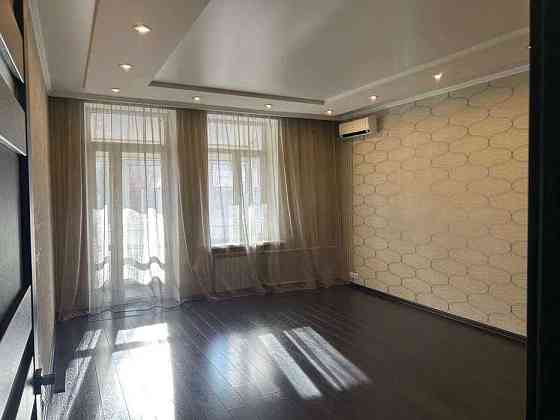 Сталинка в Центре, Малая Арнаутская, с ремонтом и мебелью, 68 м2 Одесса