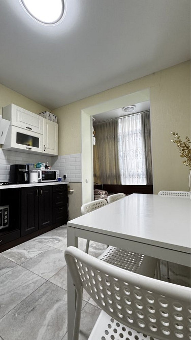 Чудова, світла 1к квартира ЖК Версаль Ірпінь - зображення 8