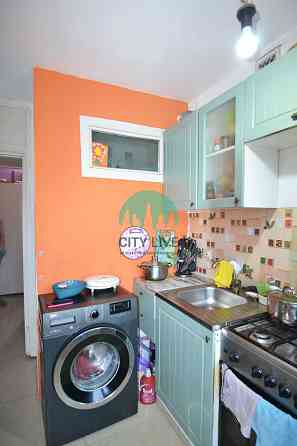 Продається 2 кім квартира на 2 поверсі 5 пов. будинку. Пасічна . Івано-Франківськ