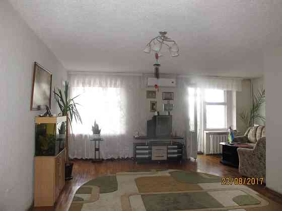 Продам 3-кімн. квартиру на Зигіна біля  ТРЦ "Київ Полтава