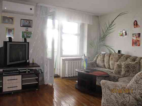 Продам 3-кімн. квартиру на Зигіна біля  ТРЦ "Київ Полтава