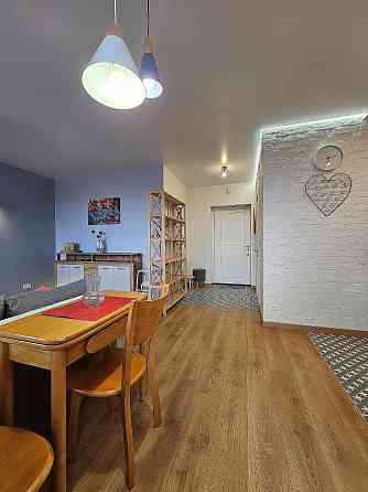 Оренда яскравої студії ЖК Лебединий Київ