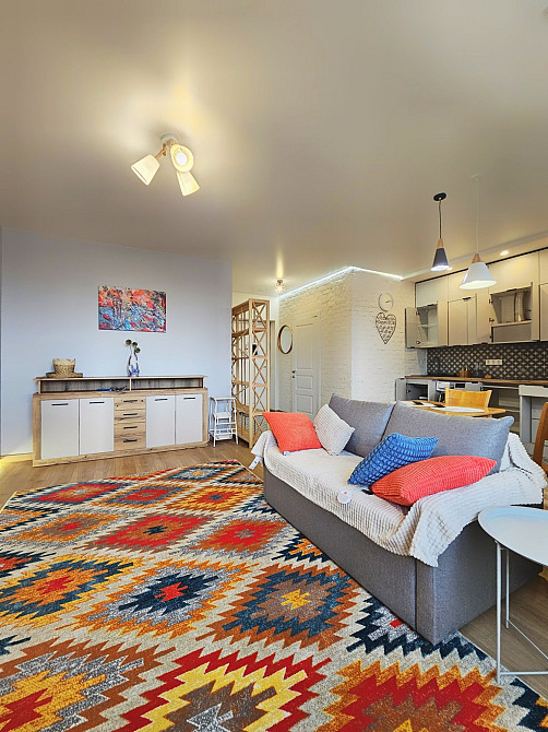 Оренда яскравої студії ЖК Лебединий Київ - зображення 1