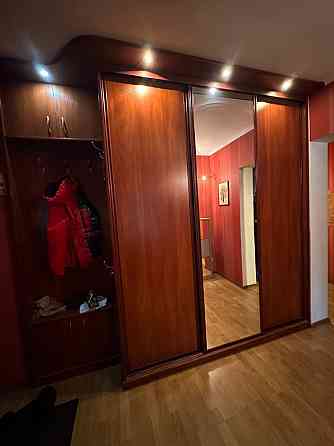 3-х комнатная с эвроремонт 76м2 ул.Прилужная 8 БОМБОубежище а/с Дачная Киев