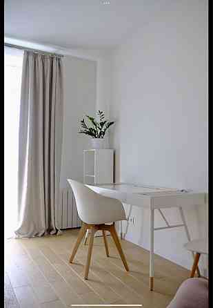 Чотирикімнатна квартира біля Маріінінського парку, 3 окремі спальні Киев