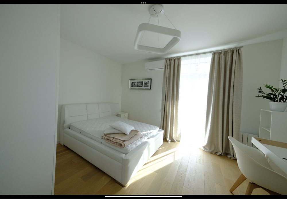 Чотирикімнатна квартира біля Маріінінського парку, 3 окремі спальні Киев - изображение 5