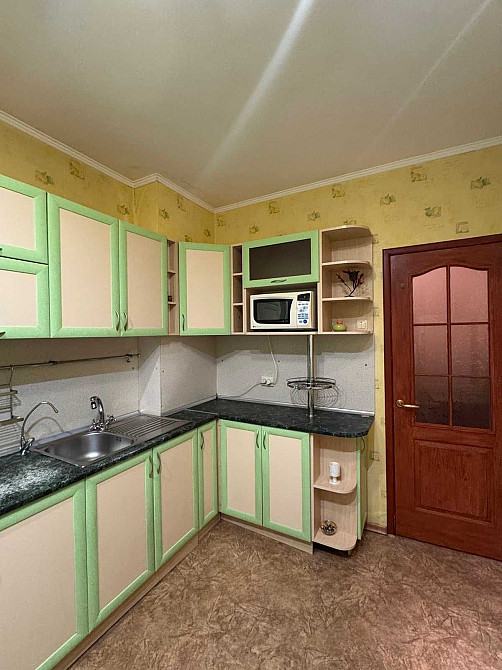 Оренда затишної 2-к кв з ремонтом   вул. Зої Гайдай 10. Киев - изображение 1