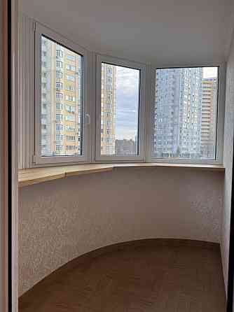 Оренда 3 кімнатноі на 2 поверсі ЖК»Паркові Озера» вул Воскресенська 14 Киев