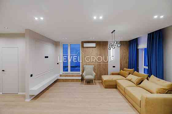 Продаж 3к квартира 95 м2, ЖК Respublika, вул. Родини Кістяківських Киев