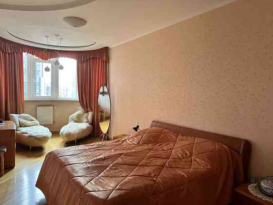 Продаю 4к квартиру в Центре Киева ул Ковпака Киев