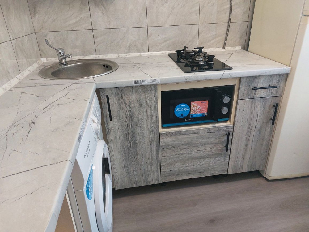 Сдам двухкомнатную квартиру на Роковатой  - изображение 1