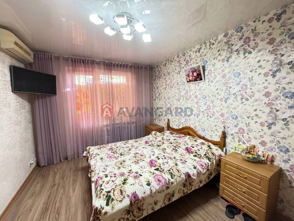 3-кімнатна квартира з ремонтом на центральній Митниці Черкассы - изображение 1