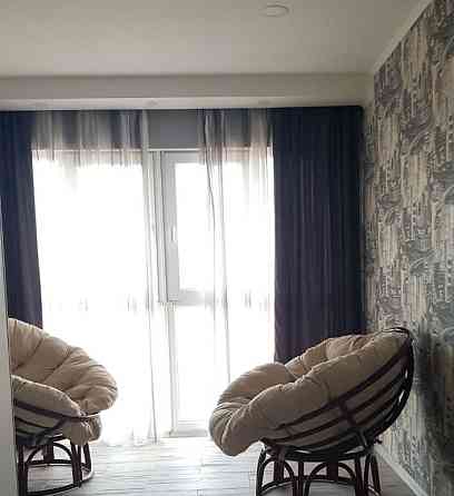 2 х к кв. Левый берег. С ремонтом. Риелторы не звоните. Дніпро