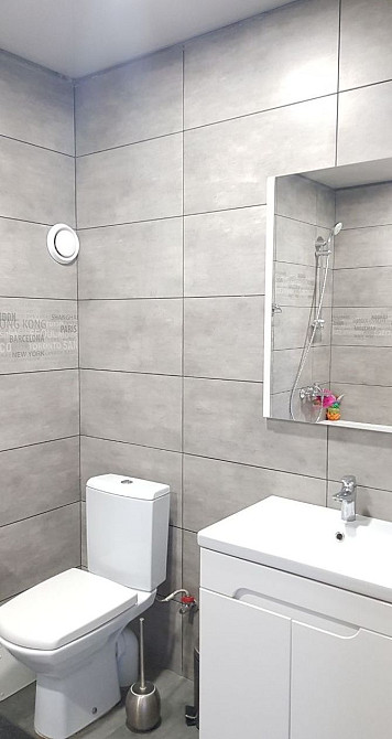 2 х к кв. Левый берег. С ремонтом. Риелторы не звоните. Дніпро - зображення 4