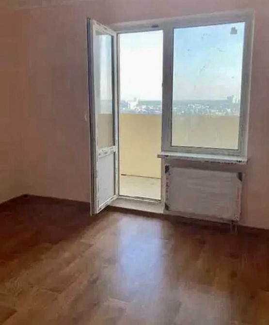 45м2 з ремонтом ЄОСЕЛЯ  Навігатор Коноплянська метро 10хв Мінська Киев - изображение 1