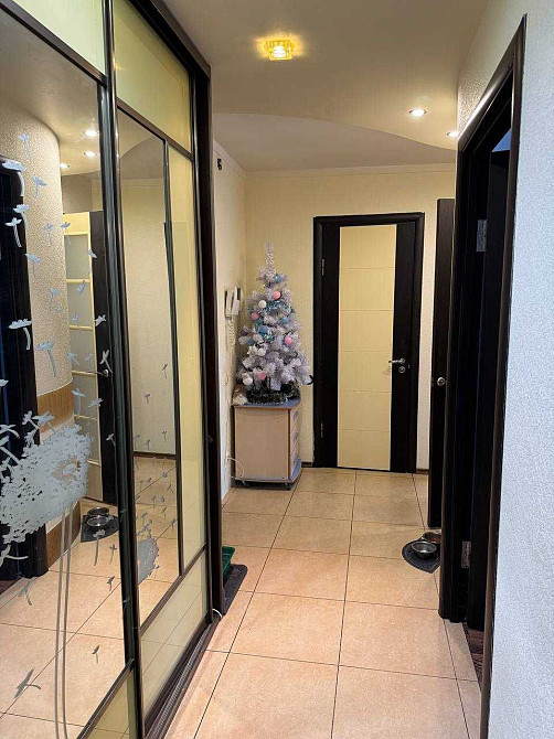 2 кімнатна квартира з чудовим плануванням та меблями,поруч з 25 школою Хмельницкий - изображение 3