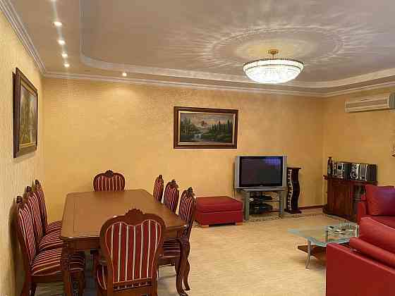 Центр, як нова 4-кімнатна, 180 кв.м, Коновальця 36-Б, метро Печерськ Київ