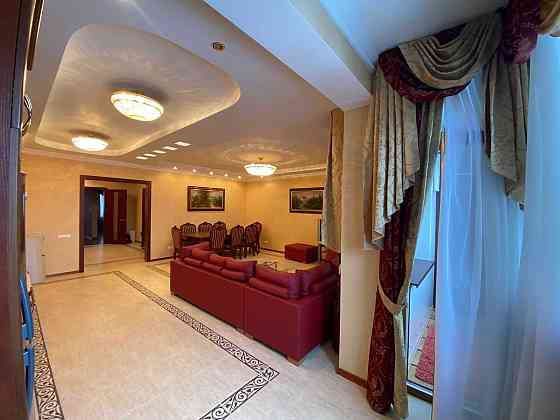 Центр, як нова 4-кімнатна, 180 кв.м, Коновальця 36-Б, метро Печерськ Київ