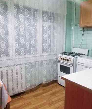 1 кімнатна на Братиславській, 14 метро Чернігівська Київ