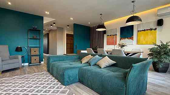 Продаж 4-кімнатної дворівневої квартири з гаражем бічна вул.Стрийська Сокольники