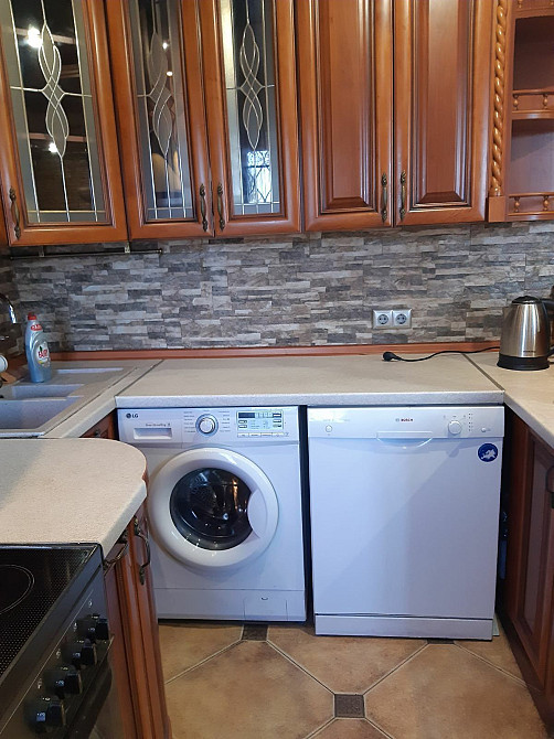 ХОЗЯИН! 2Х комнатная Центр!Муравейник! Кривой Рог - изображение 2