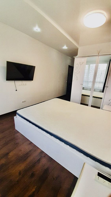 Продаж 2 х кімн. квартири метро Славутич. Киев - изображение 5