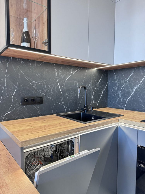 Гранд Бурже евродвокімнатна Буча - зображення 4