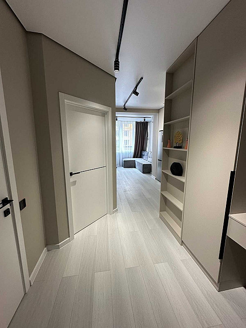 З терасою: 1 кім ЖК Софія Клубний Софіївська Борщагівка - зображення 7