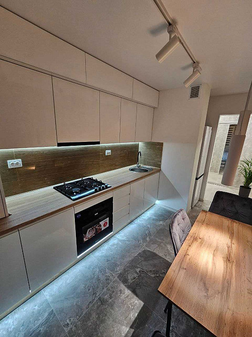 3к.кв Попова, 5/9 поверх. Ремонт, меблі,техніка!! Кропивницький - зображення 3