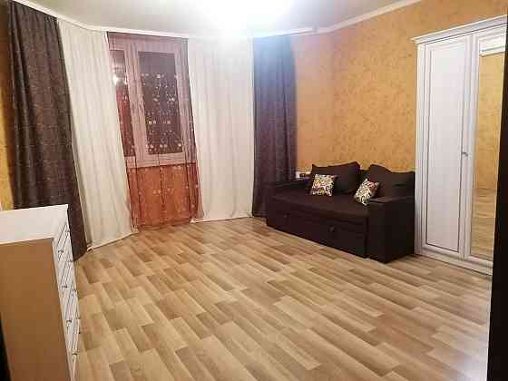 Здам 2-кімнатну квартиру на Гмирі 8б. Вільна. Від власника. Генератор. Киев