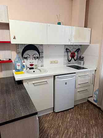 Сдам квартиру в новострое в районе пр.Науки.Цена с коммунальными Дніпро