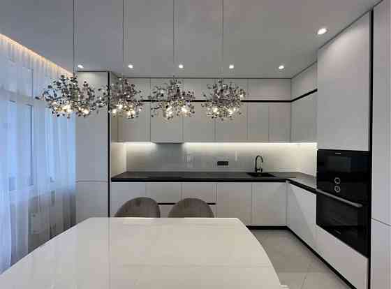 Трехкомнатная квартира на Каманина /Прямой вид моря/ терасса/ Аркадия Одесса