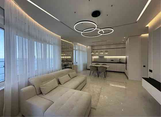 Трехкомнатная квартира на Каманина /Прямой вид моря/ терасса/ Аркадия Одесса