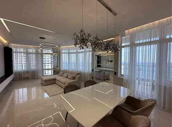 Трехкомнатная квартира на Каманина /Прямой вид моря/ терасса/ Аркадия Одесса