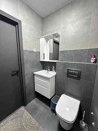 Продається двокімнатна квартира комерційного призначення! Хмельницкий