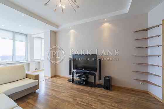 Продам 1к квартиру на Великій Китаївській, 10А. Гарний ремонт Київ