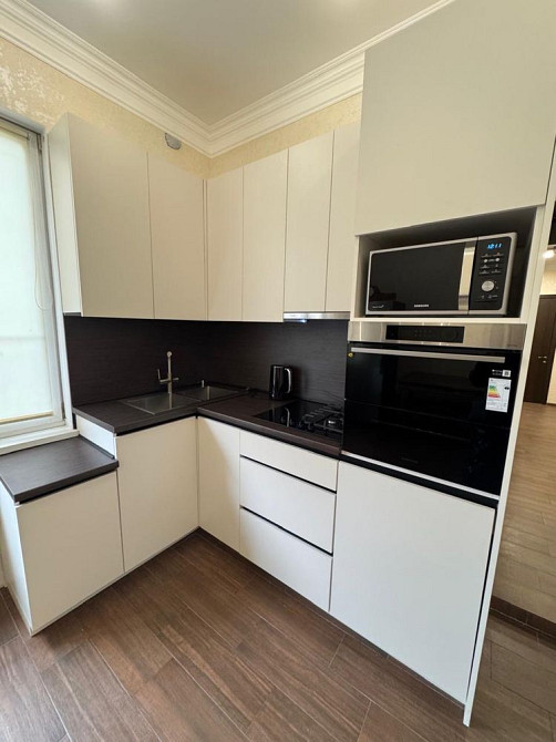 продам 3 кім. Довнар-Запольського 4  метро Лук'янівська Політех Київ - зображення 2