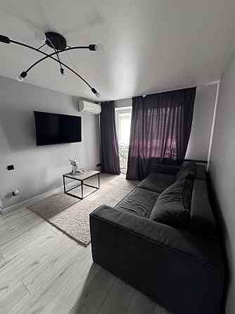 Продам срочно Черемушки 2-к с АО от Хозяина! Кам`янське (Запорізька обл.)