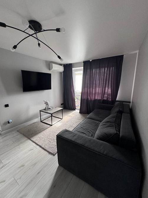 Продам срочно Черемушки 2-к с АО от Хозяина! Кам`янське (Запорізька обл.) - зображення 1