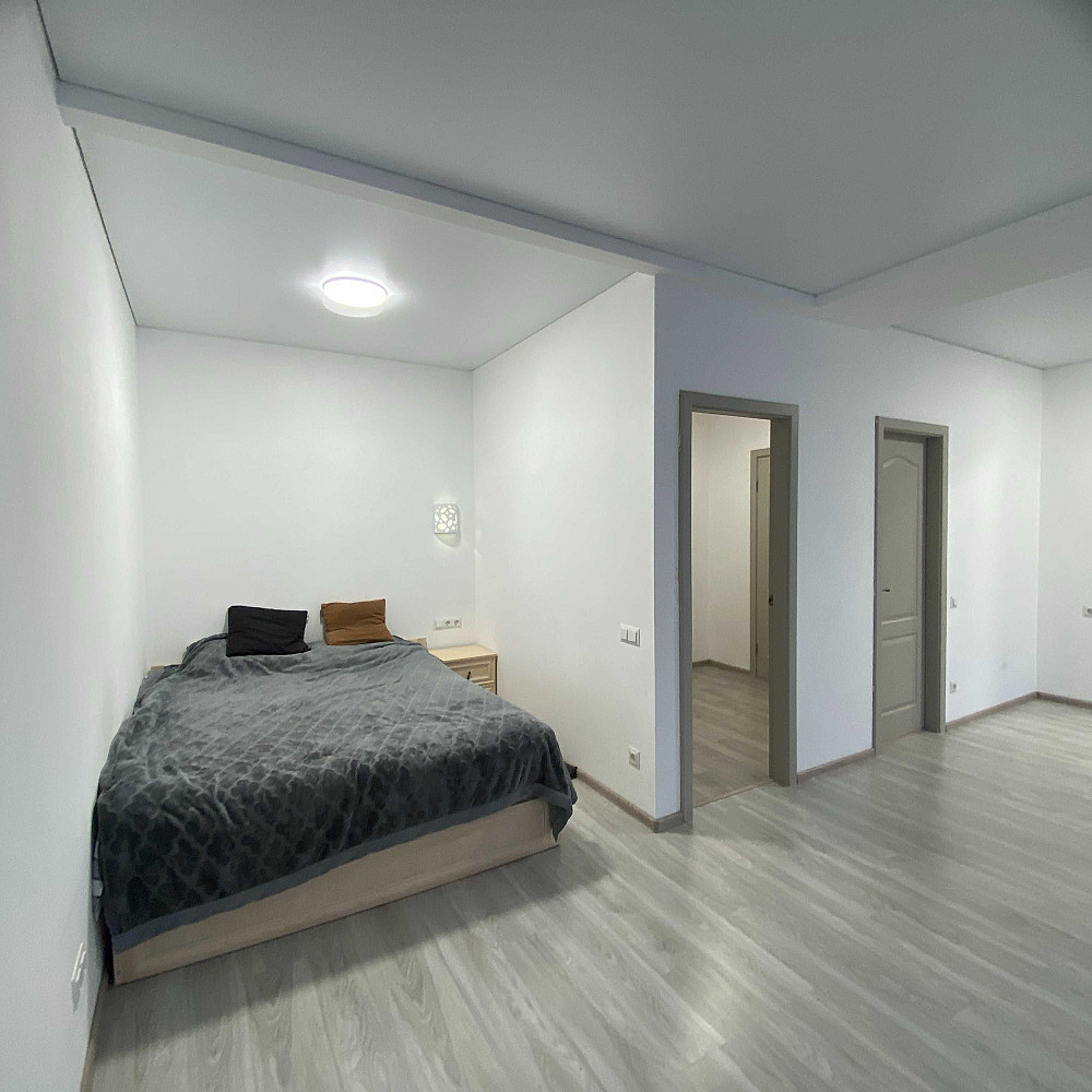 Сдам 1 комн. квартиру в ЖК Радужный Лиманка - изображение 2