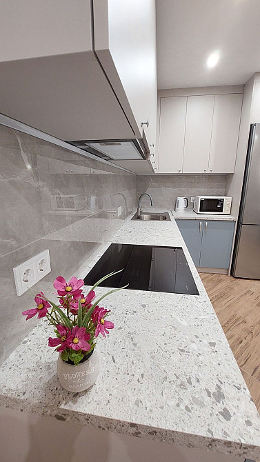 ЖК Варшавський - 2 ,  2-х к. кв., 70 кв.м. Киев - изображение 1