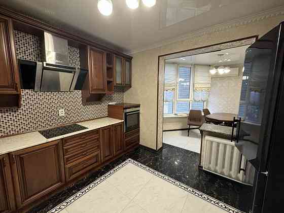 Оренда 3-х кімн Ващенко Григорія 1, Осокорки , Позняки Киев