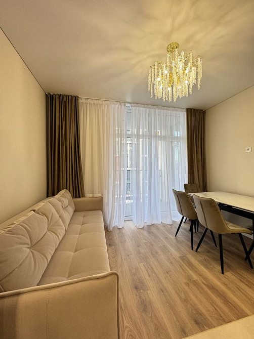 Продається дизайнерська 1,5 кімнатна квартира. ЖК Crystal Ужгород - зображення 7